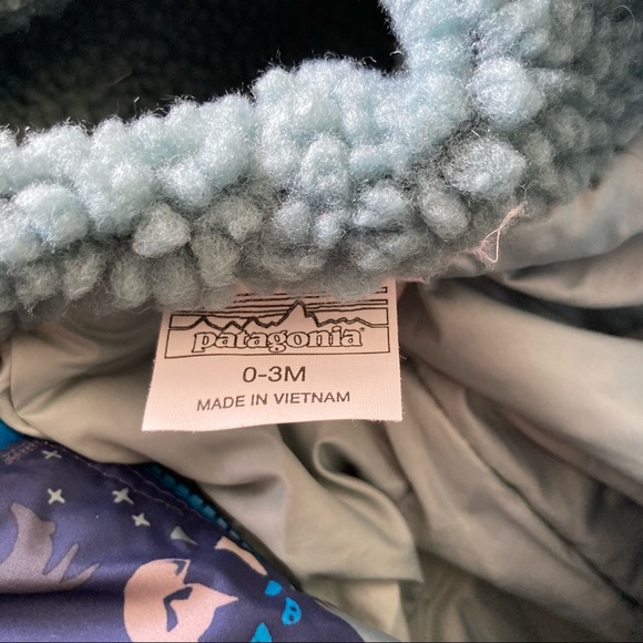 NWOT Patagonia insulated winter bib. - Picture 3 of 5